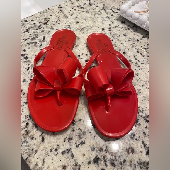 Valentino red bow accents sandals - Picture 2 of 4